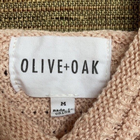 Olive and Oak knit crop top - Picture 4 of 5
